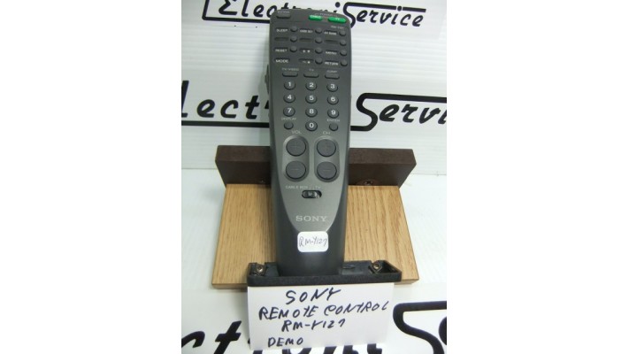 Sony RM-Y127 remote control demo.